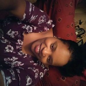 Meet your Posher, Redisha